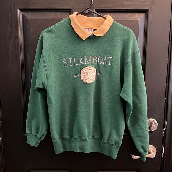 Vintage Tops - Vintage collared crewneck sweatshirt!